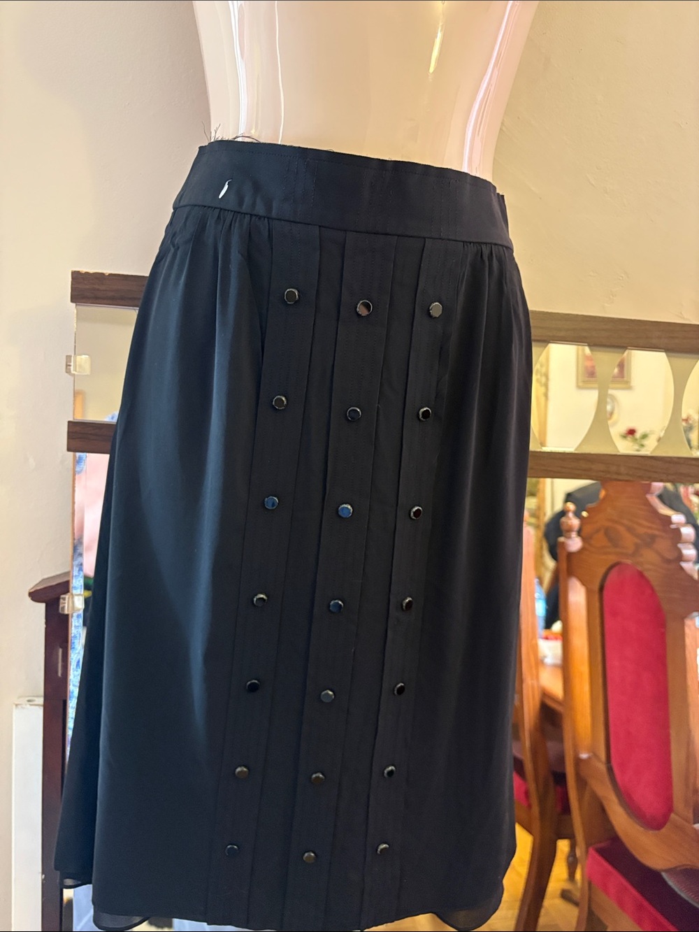 Theory Black Midi Skirt with Button-Trim Pleated Front. Silk